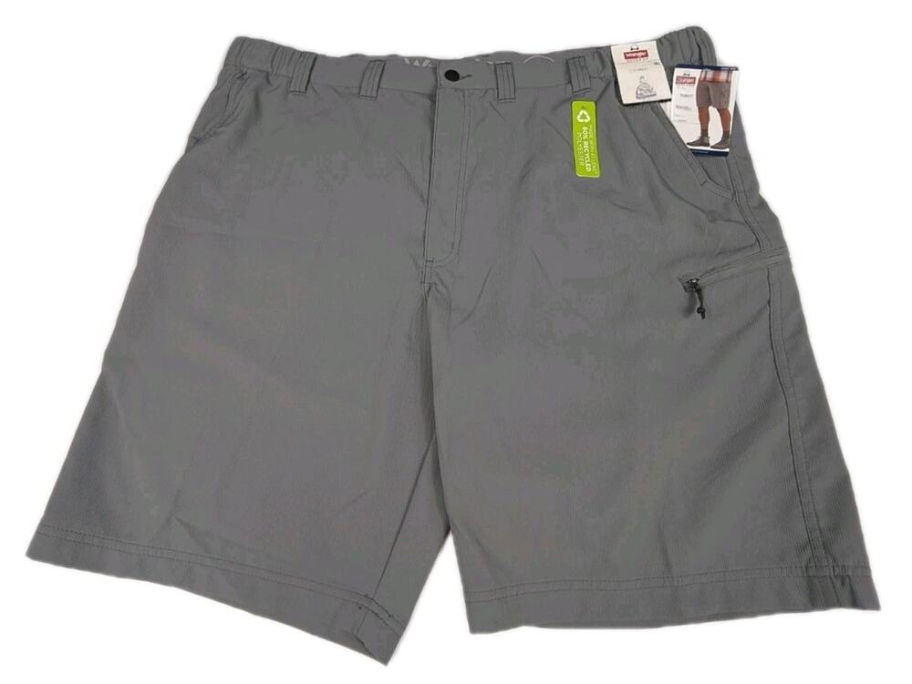 Wrangler Men's Outdoor Performance Zip All Terrain Cargo Relaxed Shorts Size 44